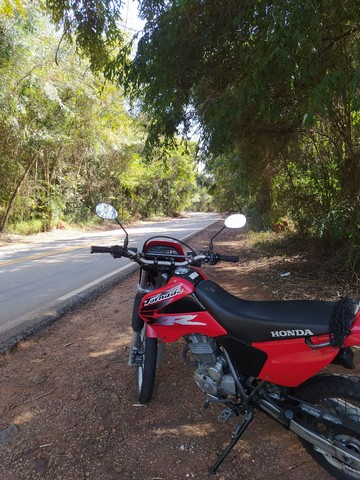 XR 250 TORNADO. ANO 2002. MUITO NOVA! LEIA TODO ANÚNCIO!