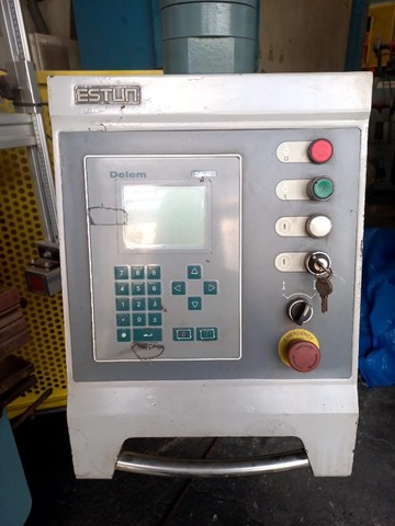 Dobradeira 4 Metros 160 Tons - Foto 5