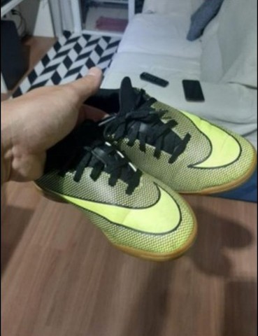 chuteira nike 33