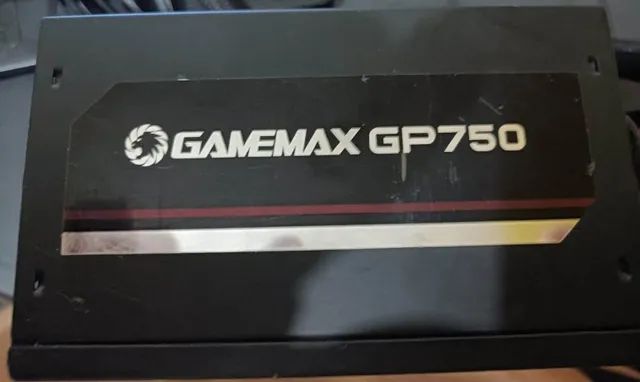 Fonte Gamemax GP750 750W 80 Plus Bronze Preto - GP750