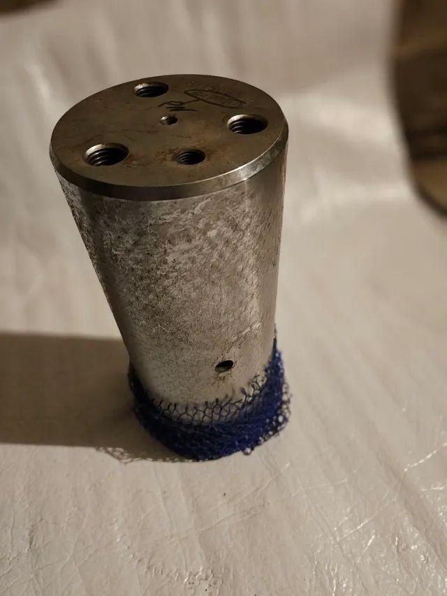 Caminhão fora estrada caterpillar pino suspensão novo original 1503772 - Foto 2