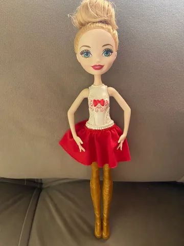 Ever After High Ballet Apple White Doll