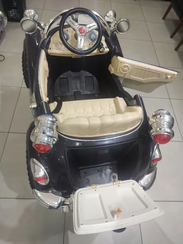 CADEIRA BARBEIRO INFANTIL ( CARRO DE POLÍCIA) - Equipamentos e