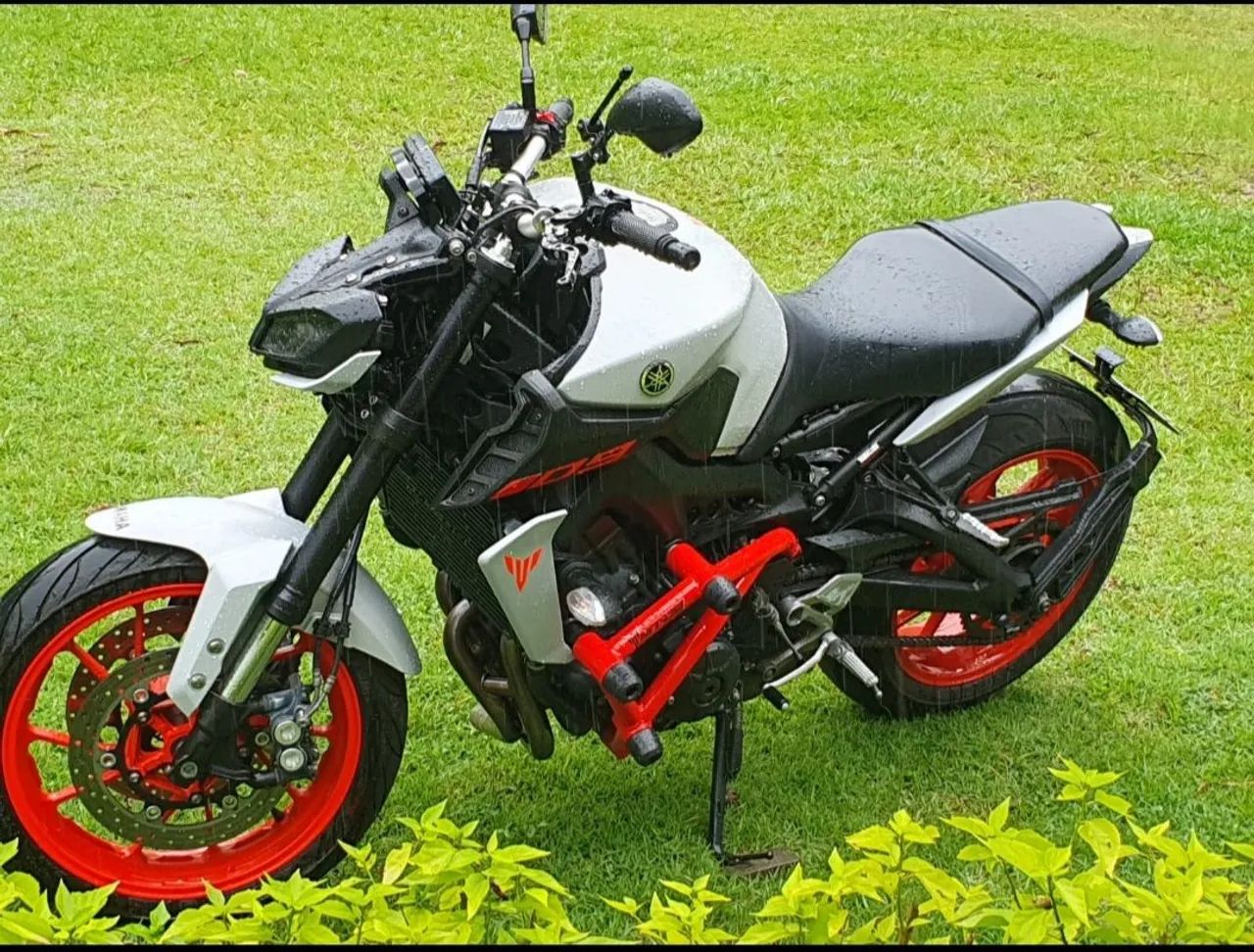 YAMAHA MT-09 Coral - Foto 3