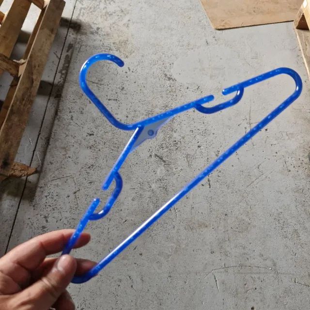 Molde de cabide de plastico com 2 cavidades e Extrator Automático - Foto 4