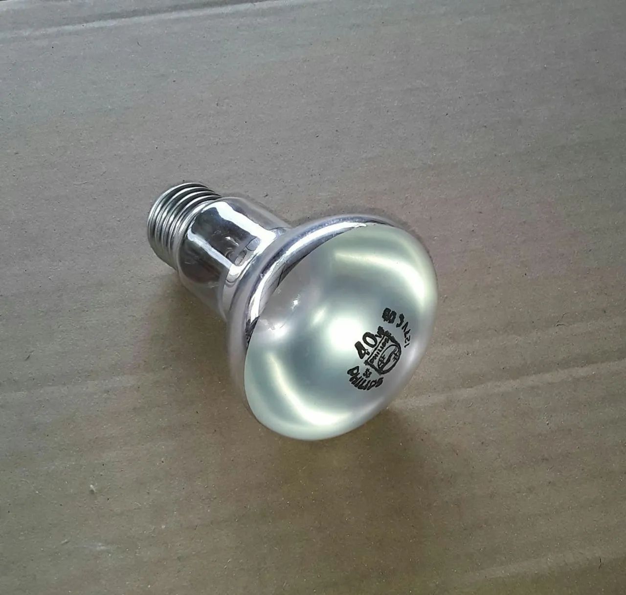Lâmpada mini-spot refletora de 40 W por 120 V Philips