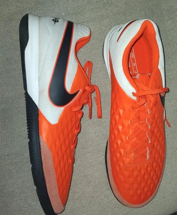Chuteira Nike Tiempo Legend 8 futebol salão - Foto 2