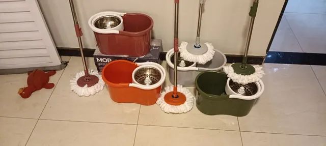 Mop giratório inox 8 litros grande com o cabo de 1m25 de altura - Foto 2