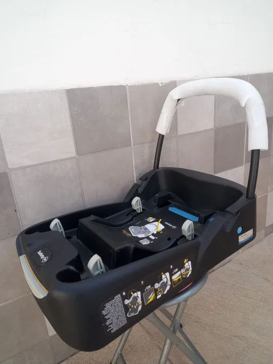 Kit Carrinho de Bebê com Bebê Conforto Safety 1st - Travel System-usado - Foto 5