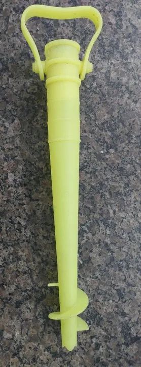 Estaca para fixar sua barraca ou guarda sol - Foto 2