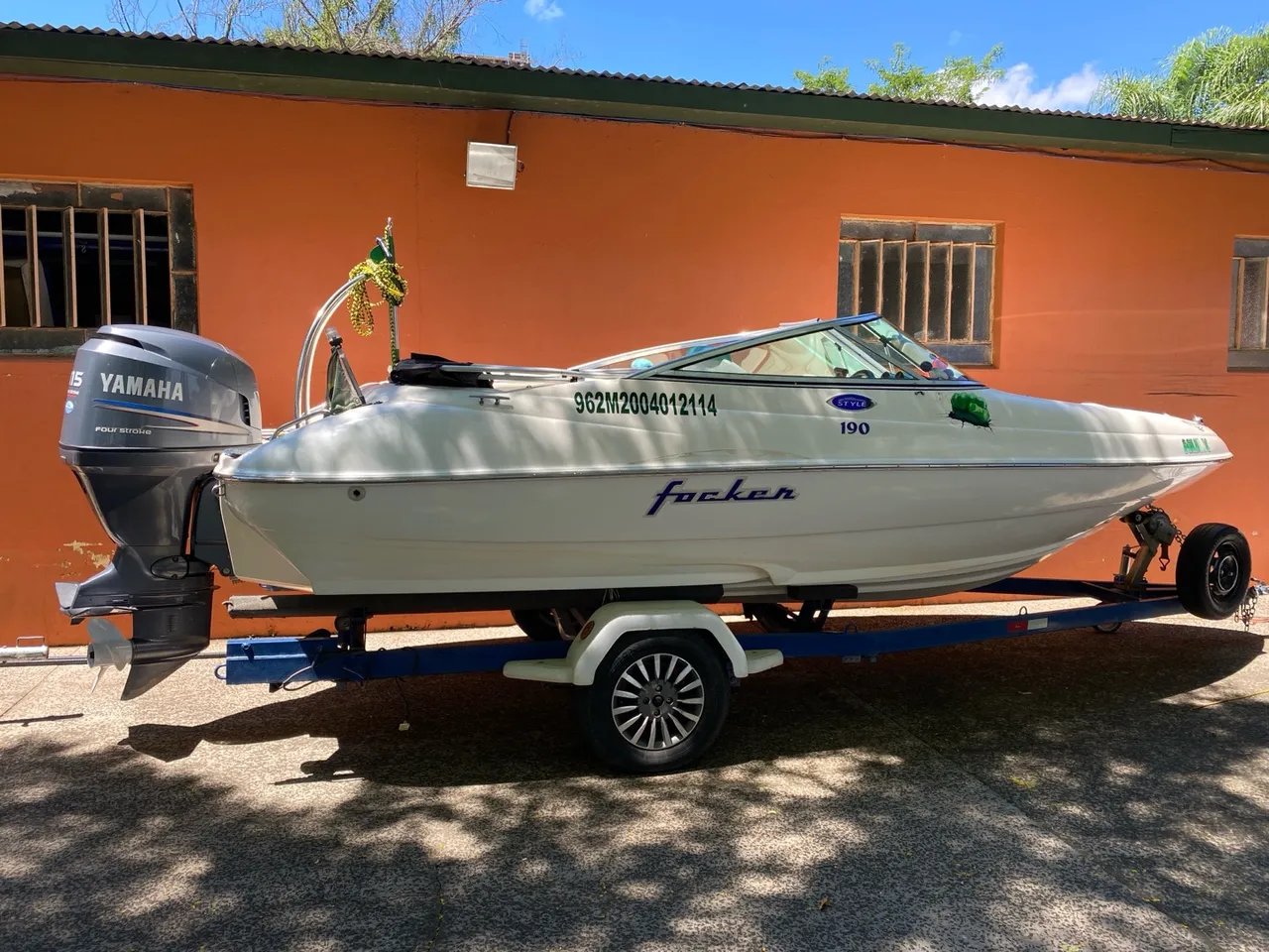 Lancha Focker 190