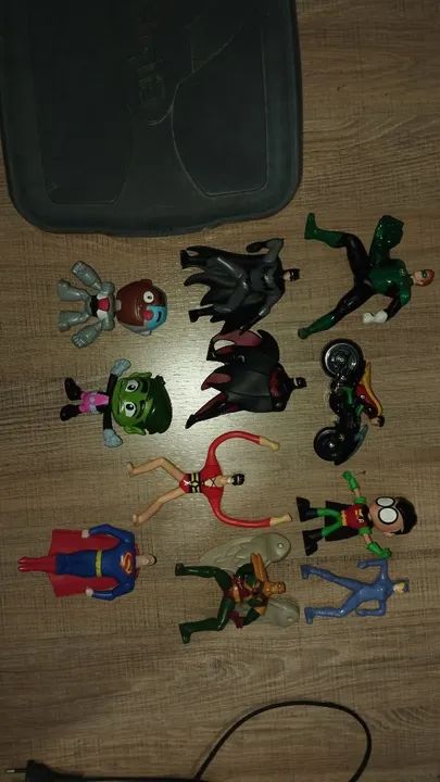 Coleção de Figuras de Ação DC