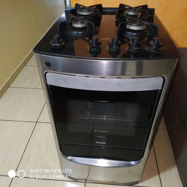 Fogão Consul com tampo de vidro temperado Fogões e Fornos Vila