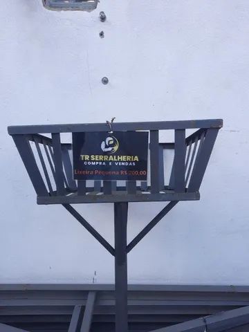 Lixeiras em ferro grandes ou pequenos - Foto 6