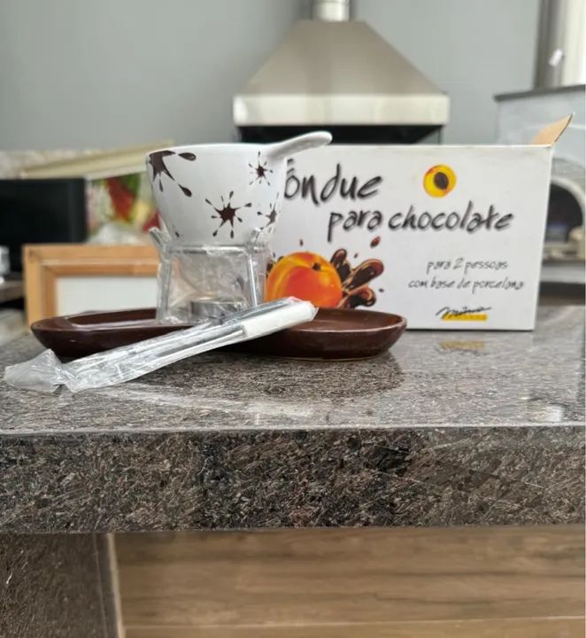 Conjunto de fondue para chocolate