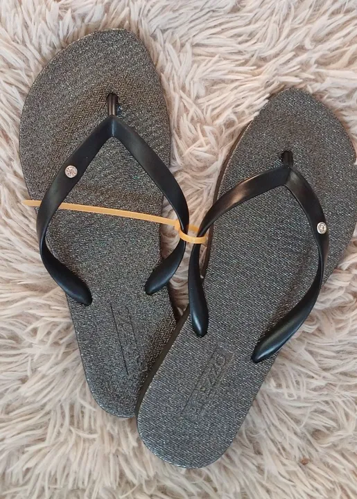Chinelo Arezzo Glitter Preto