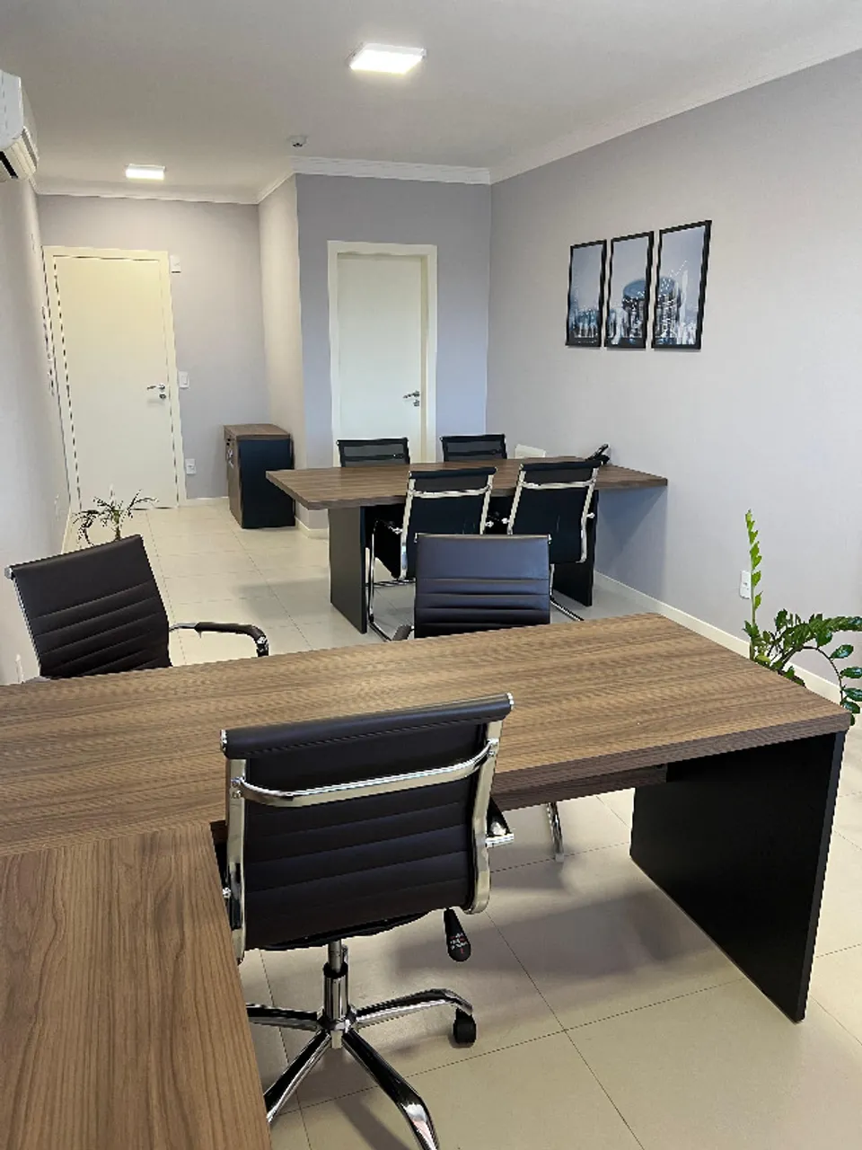 Alugo Sala Comercial! Capoeiras!! Mobiliada!! 27 M²!! Direto com Proprietário!