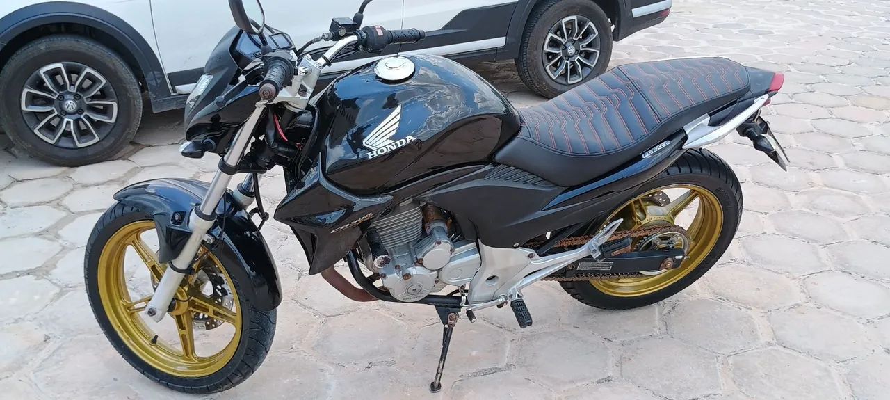 Cb300r 14/15. Km 91000 valor 80000 - Foto 3