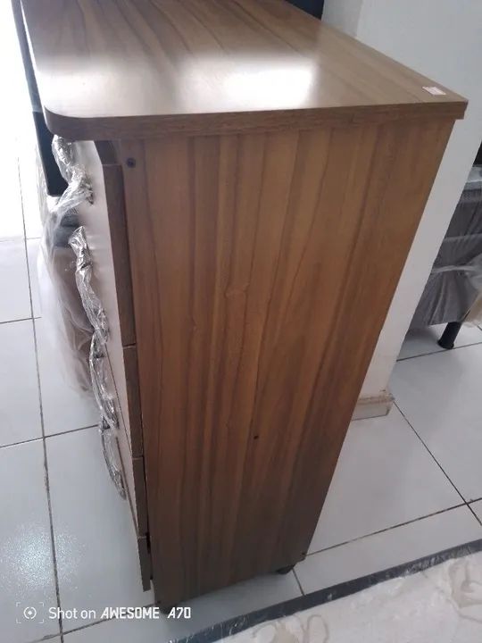 Cômoda c/ 4 gavetas - ENTREGO E MONTO NO MESMO DIA  - Foto 3