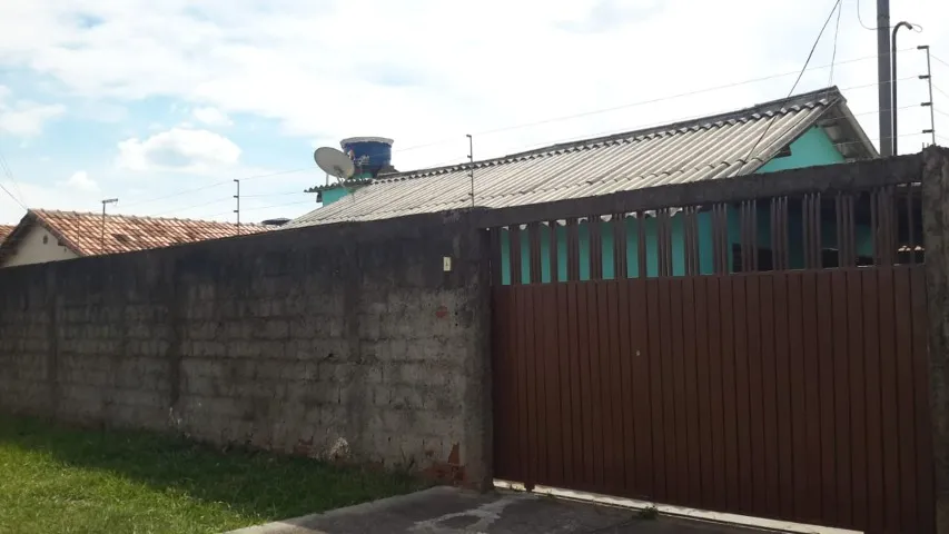 Casa sozinha no terreno - excelente localização