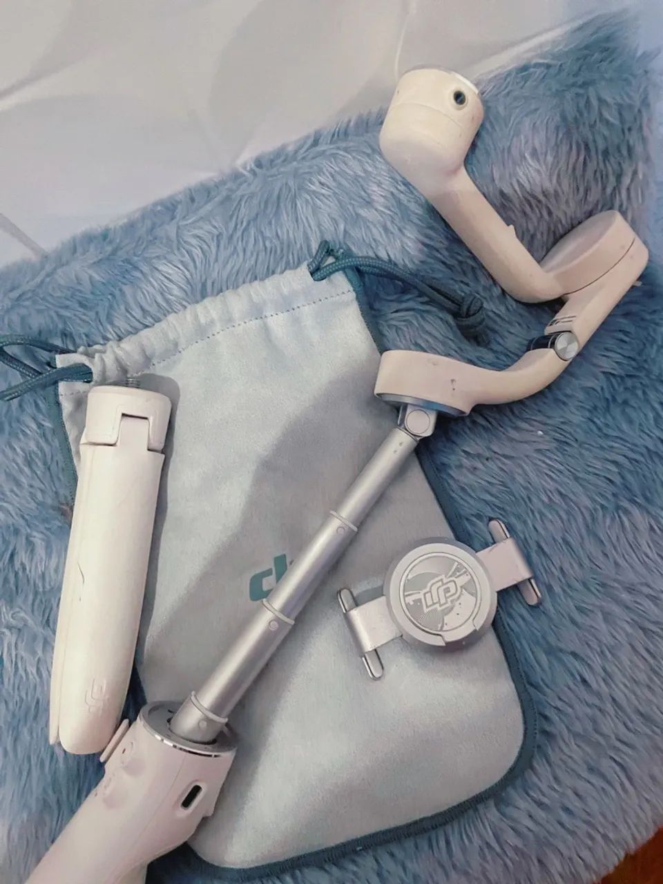 Dji Osmo Mobile Om5 - Estabilizador Celular Dobrável Cor Branco Completo