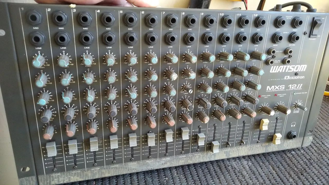 Mesa de Som Wattsom MXS 12/II