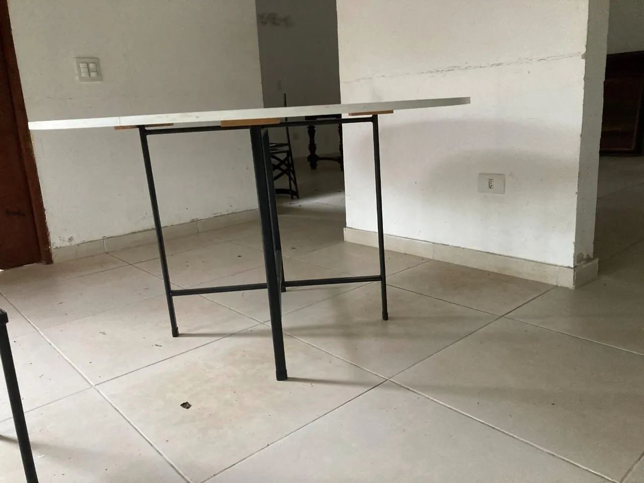 Conjunto de mesa e  6 Cadeiras para Jantar  - Foto 4
