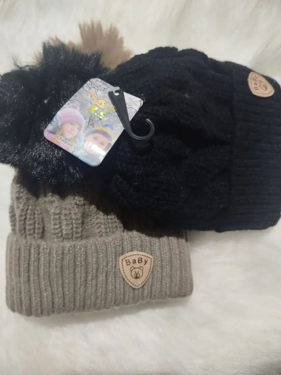 Kit toucas de Bebê com Pom Pom - Conforto e Estilo