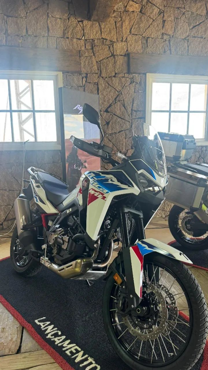 CRF 1100L Africa Twin DCT 2026 disponivel - Foto 2