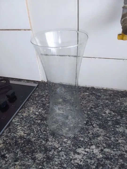 3 Vasos Decorativos de Vidro - Foto 4