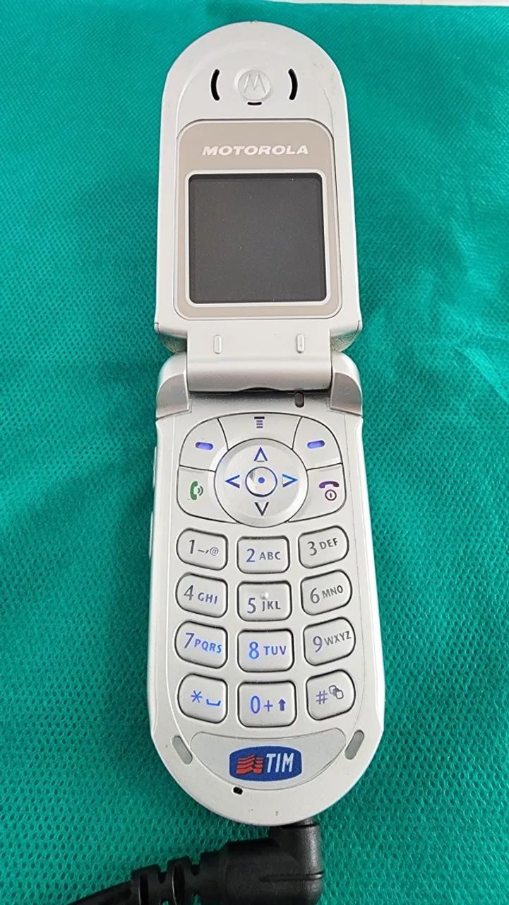 CELULAR MOTOROLA V185 (DEFEITO)  - N13770 - Foto 2