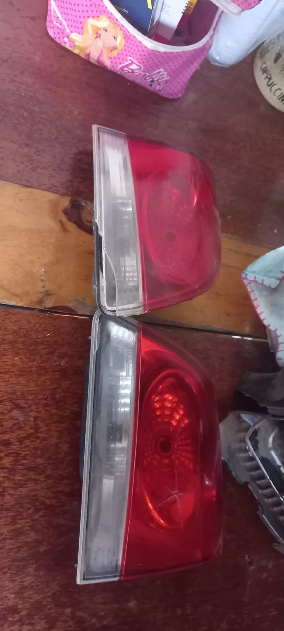Lanternas Traseiras - Peças Automotivas