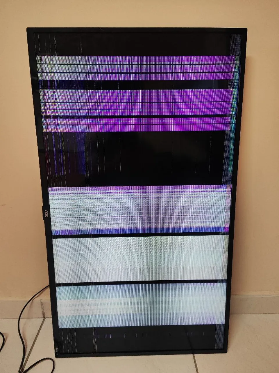 TV AOC 43 POLEGADAS - DEFEITO NA TELA