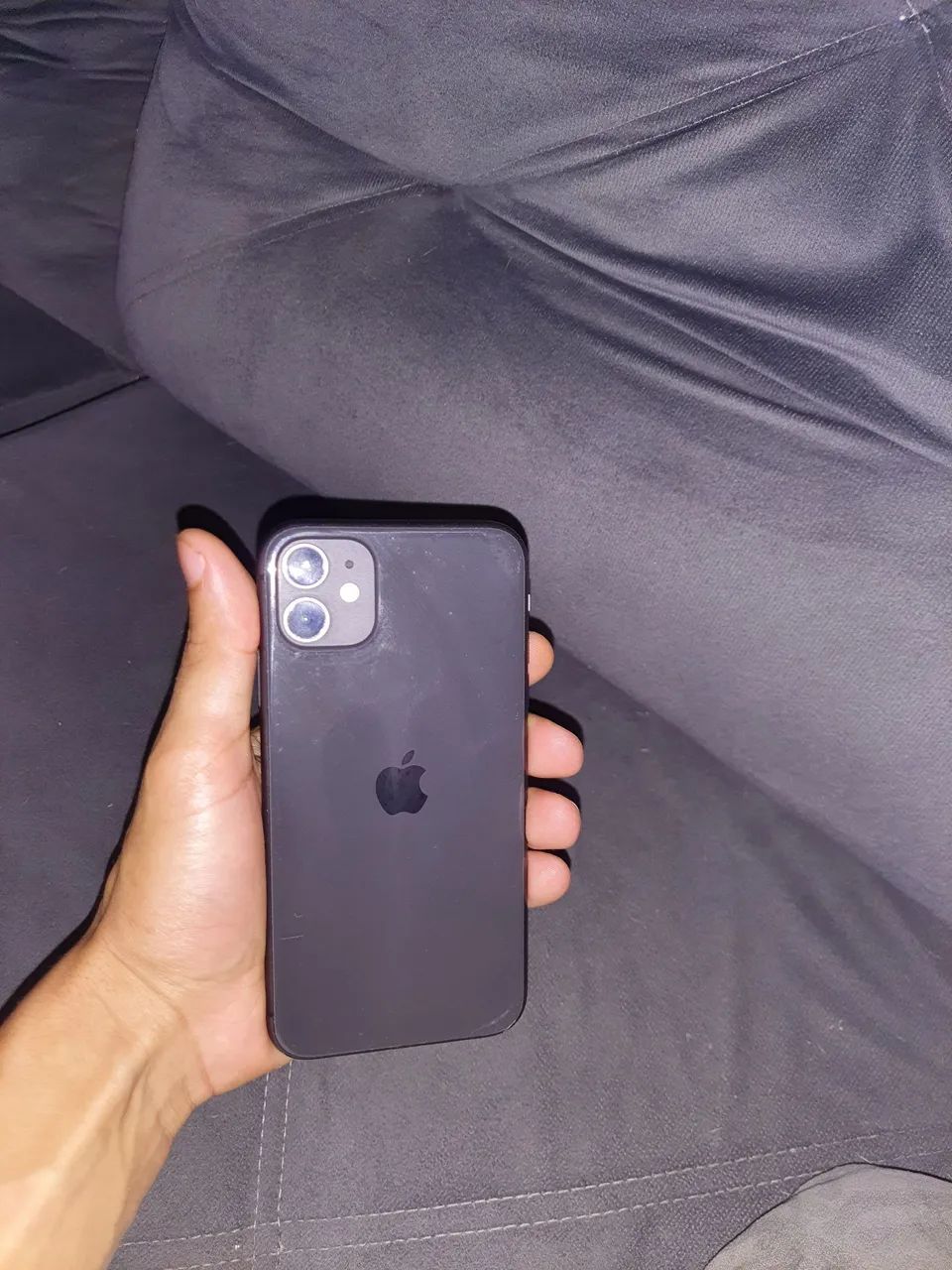 iPhone 11 Preto - Semi Novo