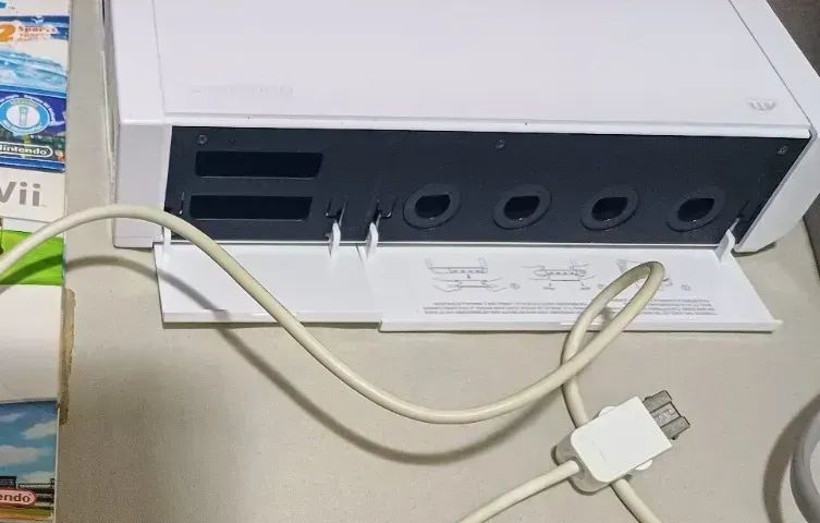 Nintendo Wii bloqueado - Controles e Jogos - Foto 4