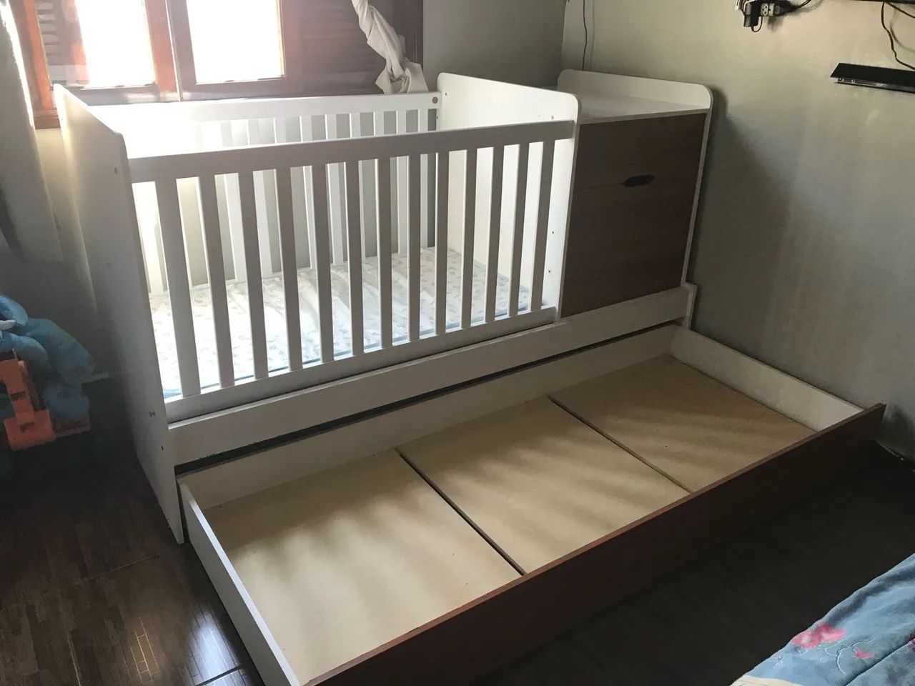 BERÇO QUE VIRA CAMA - Foto 4