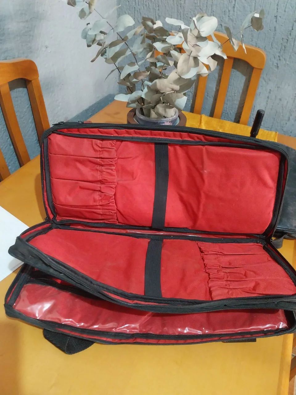 Vendo bolsa do cheffer pra carregar material na área da gastronomia com 3 compartimentos  - Foto 3