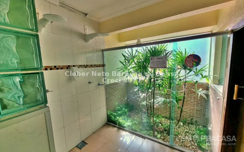 CÔMODOS AMPLOS - PISCINA - EXCELENTE LOCALIZAÇÃO! - Foto 5
