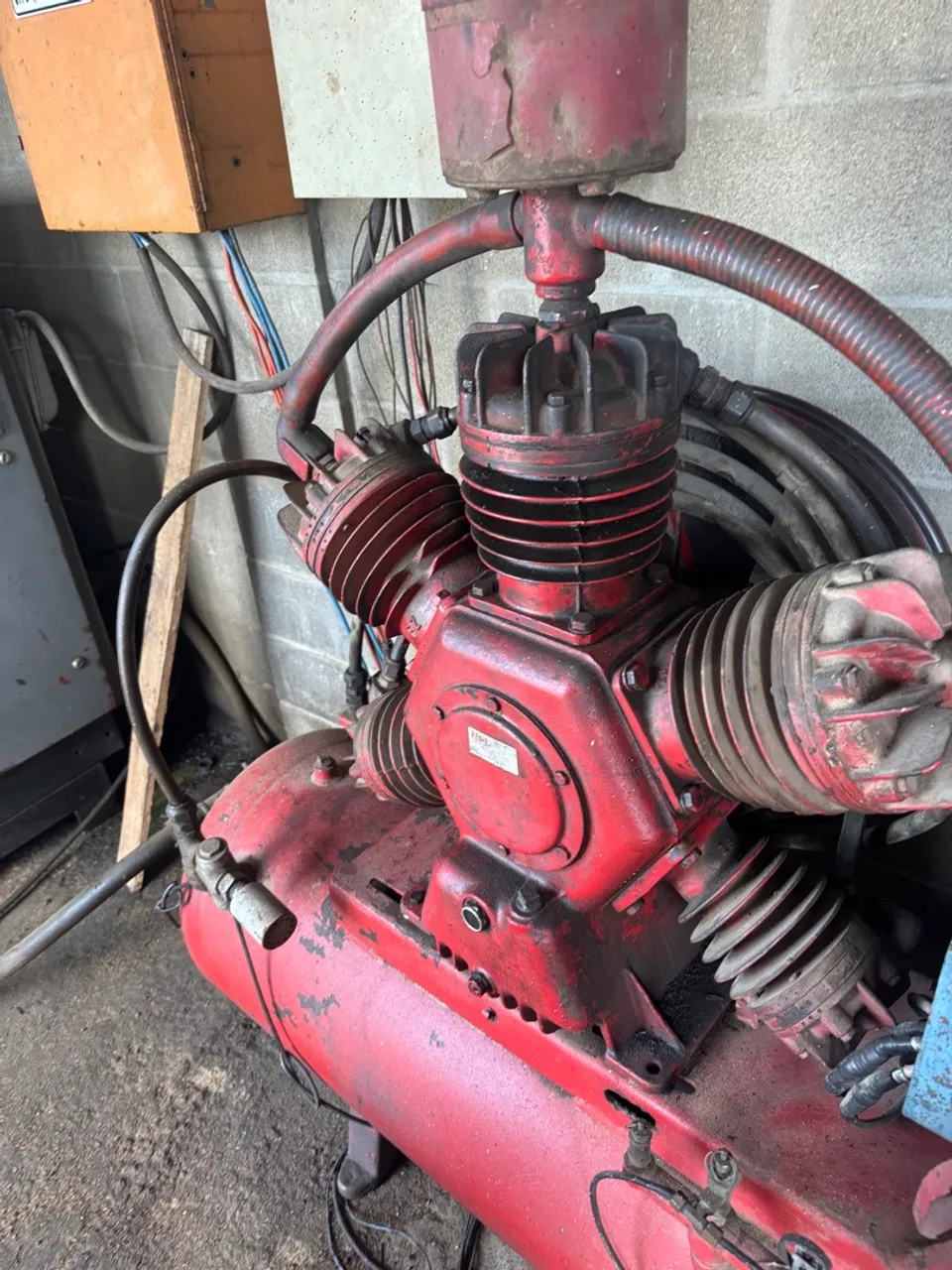 Compressor de Ar Industrial - Potente e Confiável