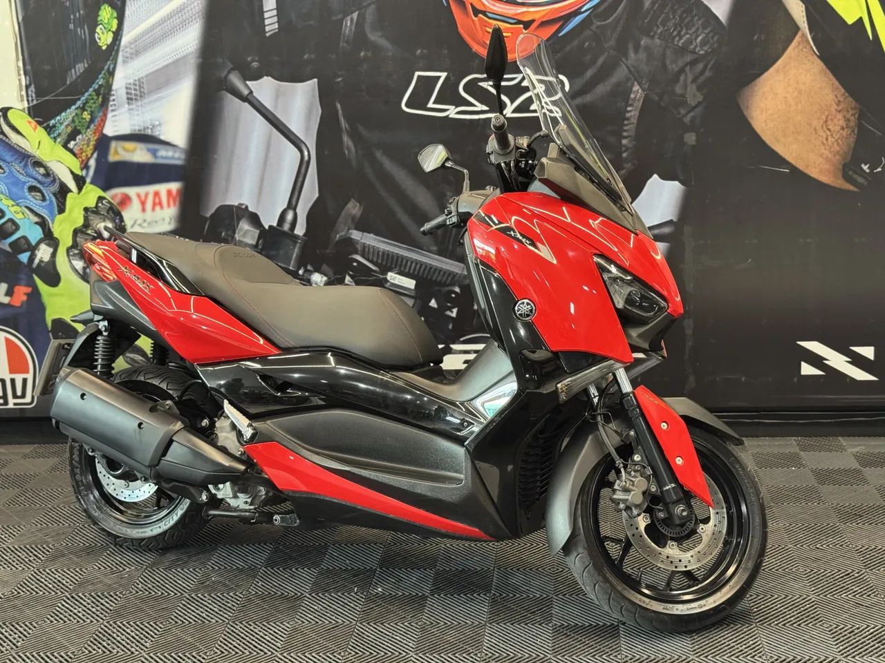 Yamaha XMAX 250 ABS 2023/23 Vermelha C/ 20800Kms  - Foto 3