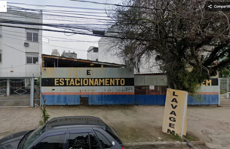 TERRENO COM 10 VAGAS COBERTAS, ESCRITÓRIOIO E BANHEIRO