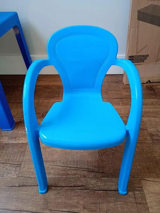 Cadeira infantil fixa c/ braços em Plástico Azul 50 cm x 36 cm x 29 cm