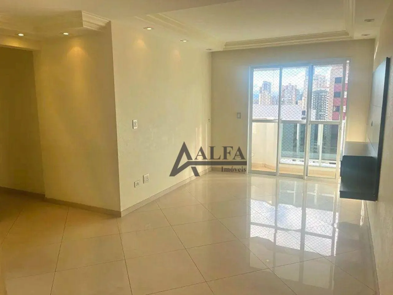 ** Marbella - I M P E R D Í V E L - Lindo apartamento em andar alto próximo ao Shopping An