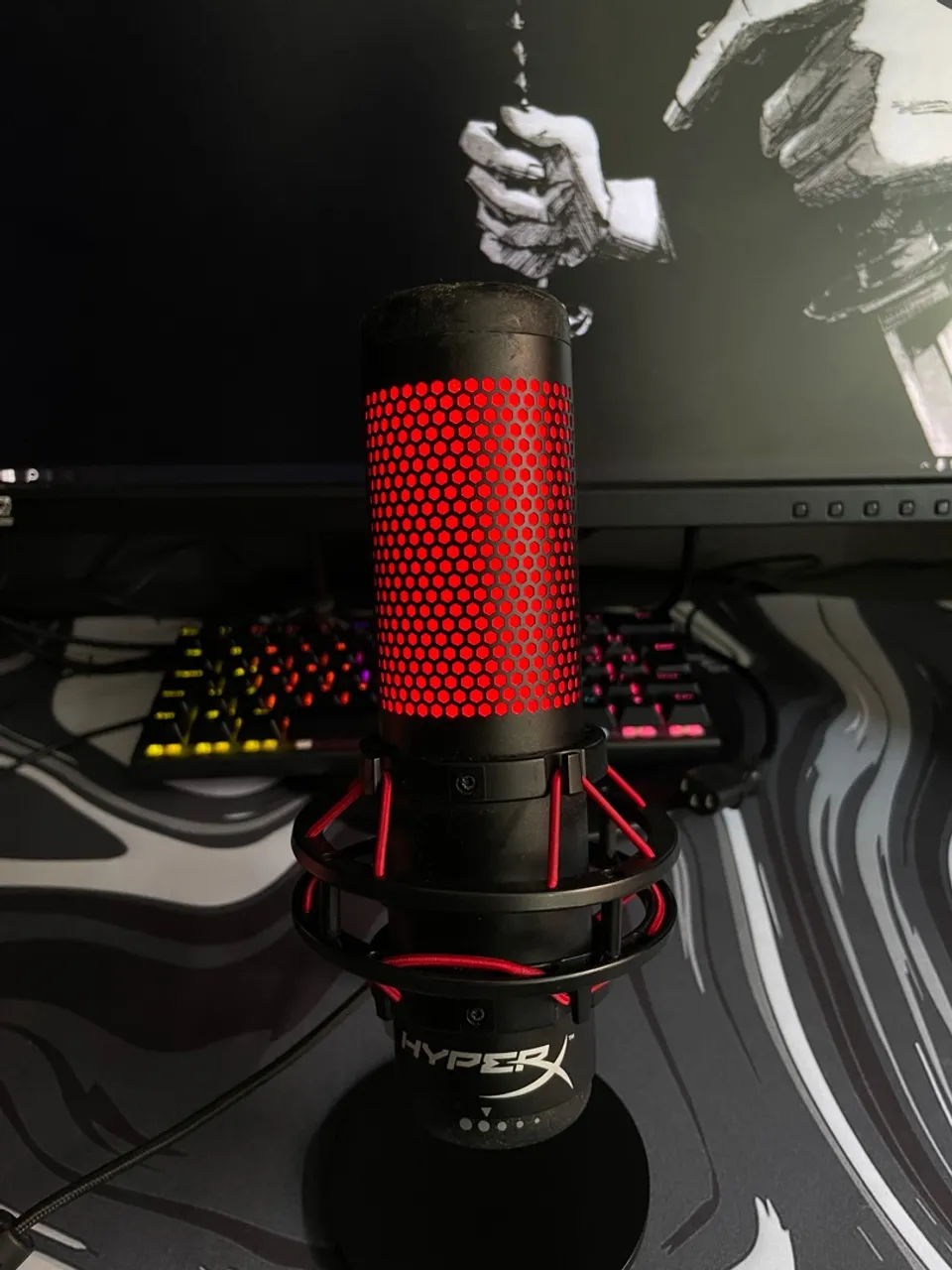 Microfone HyperX QuadCast Qualidade de áudio profissional