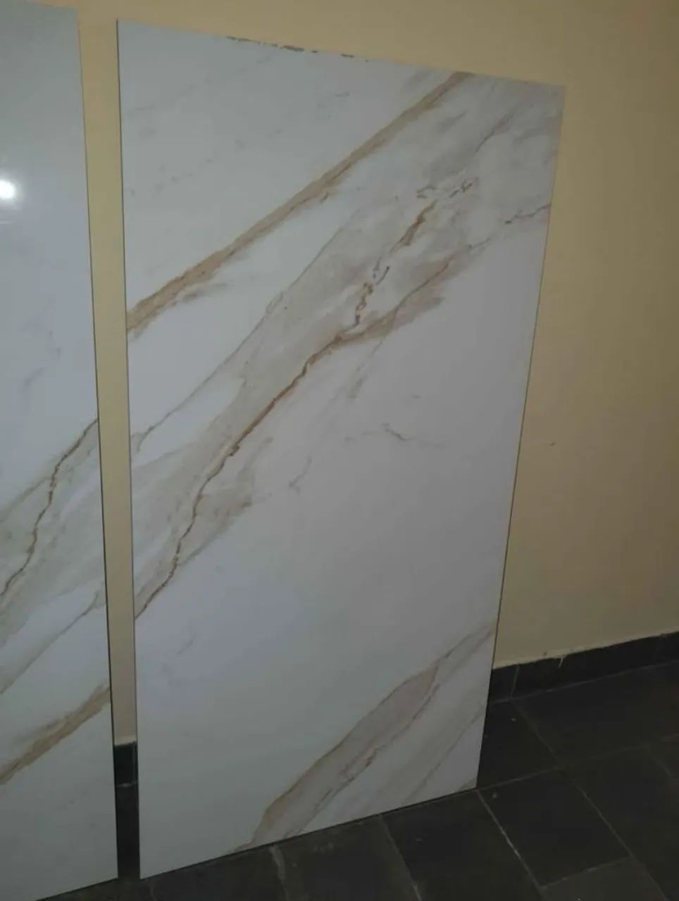 Revestimento de Parede / Duas Peças  - Foto 3