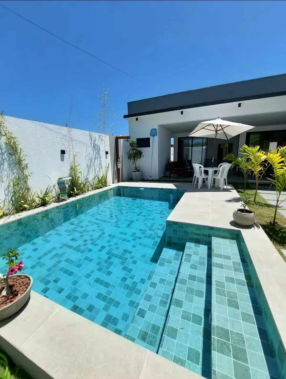 Casa com piscina à venda em condomínio fechado - Neópolis - Natal - RN