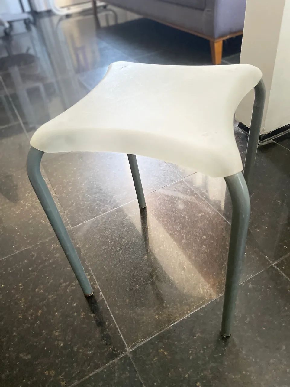 Banquetas. 4 unidades 