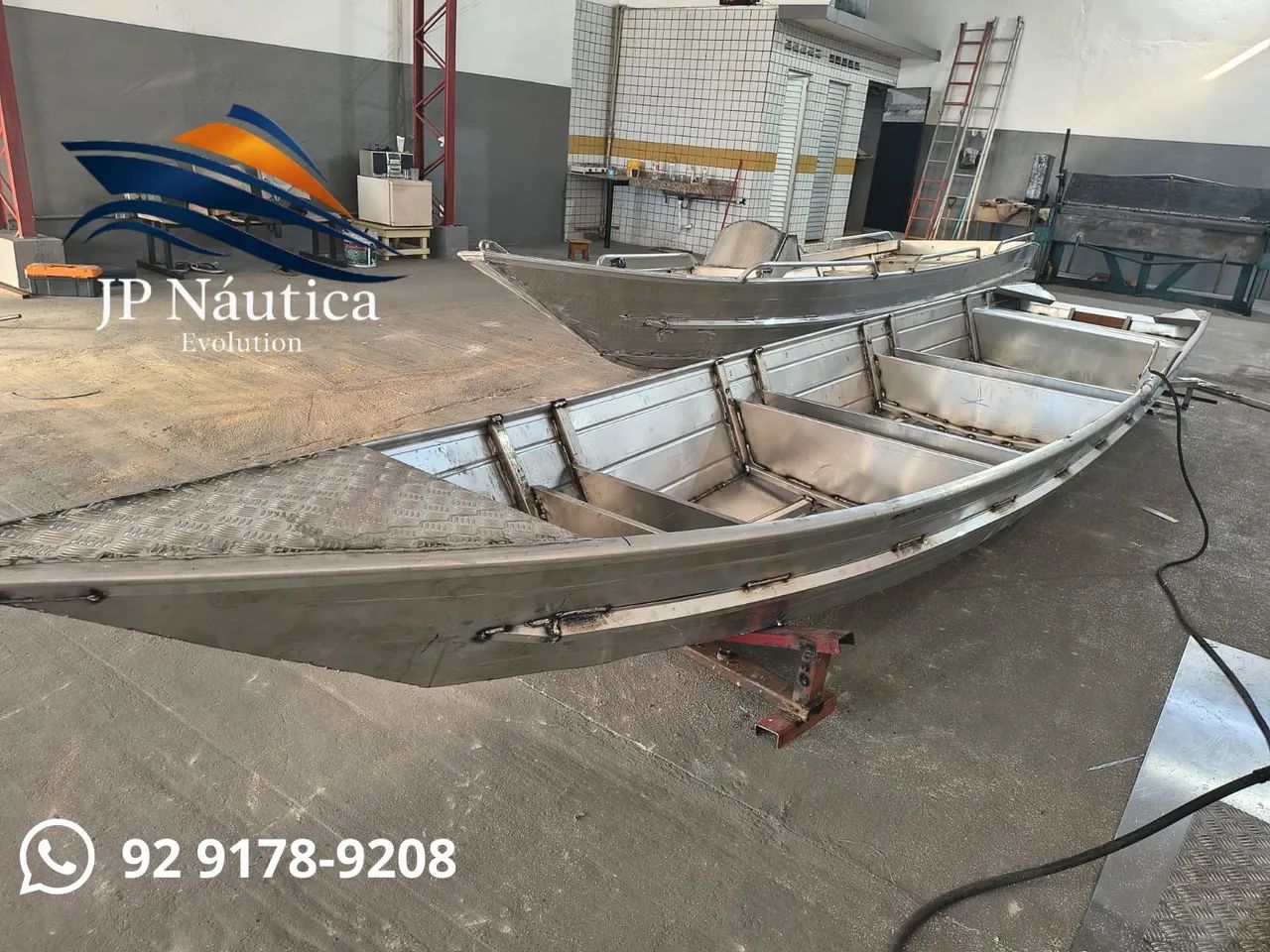 Vendo canoa de 6 metros  - Foto 3