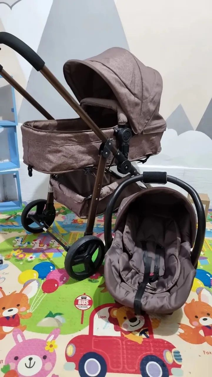 Carrinho de Bebê 2 em 1 - Novo