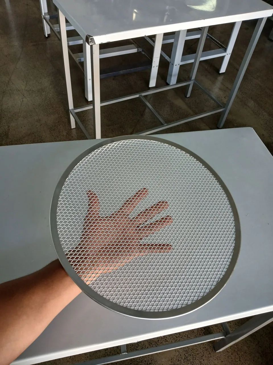 Tela Redonda Para Pizza 35cm Malha - Foto 3